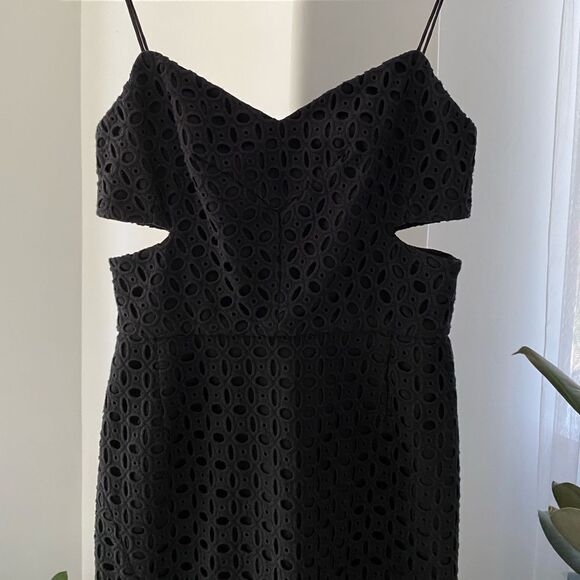 NICHOLAS Eyelet Lace Cut Out Black Midi Dress, Size 4 - Picture 6 of 11